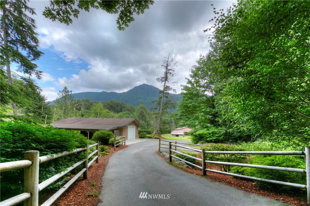 46030 Southeast Edgewick Road North Bend, WA 98045 - Photo 6 of 30