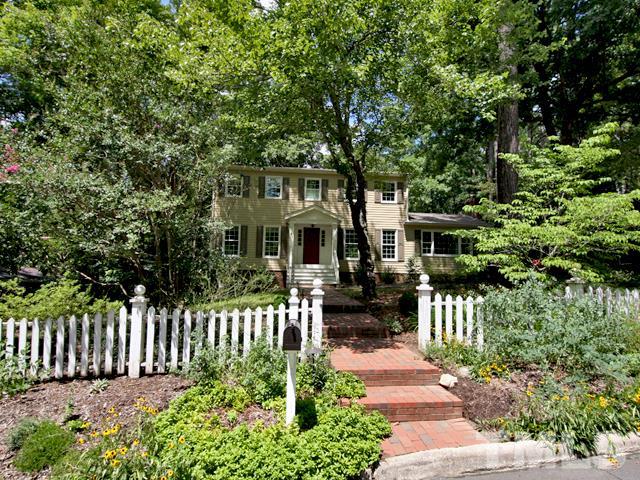 1907 Fountain Ridge Road Chapel Hill, NC 27517 - Photo 2 of 4
