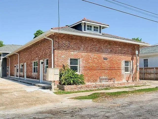 $999,000 | 728 Desire Street, New Orleans, LA 70117