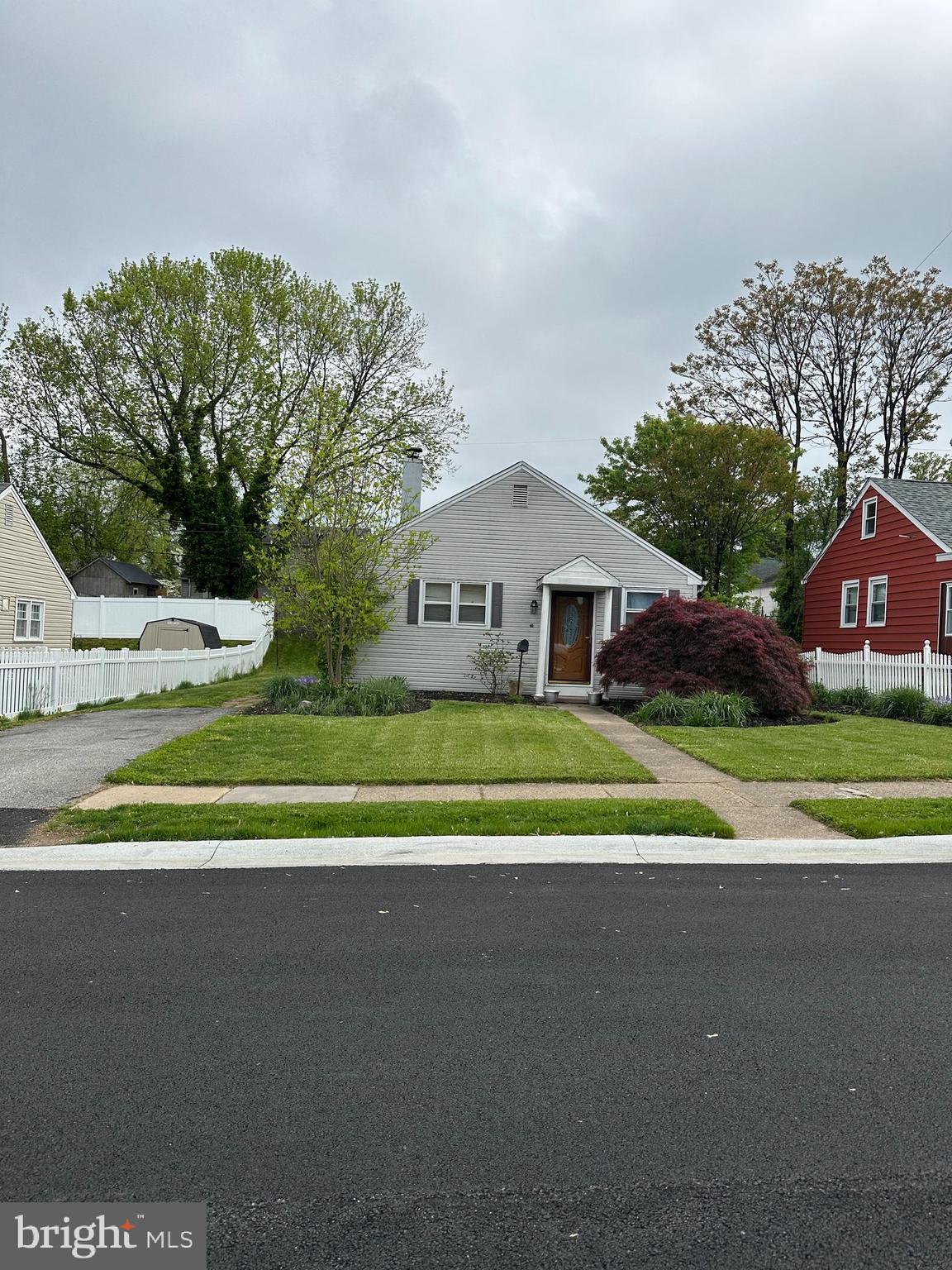 16 Richard Road New Castle, DE 19720 - Photo 2 of 13 Gallery Image 2