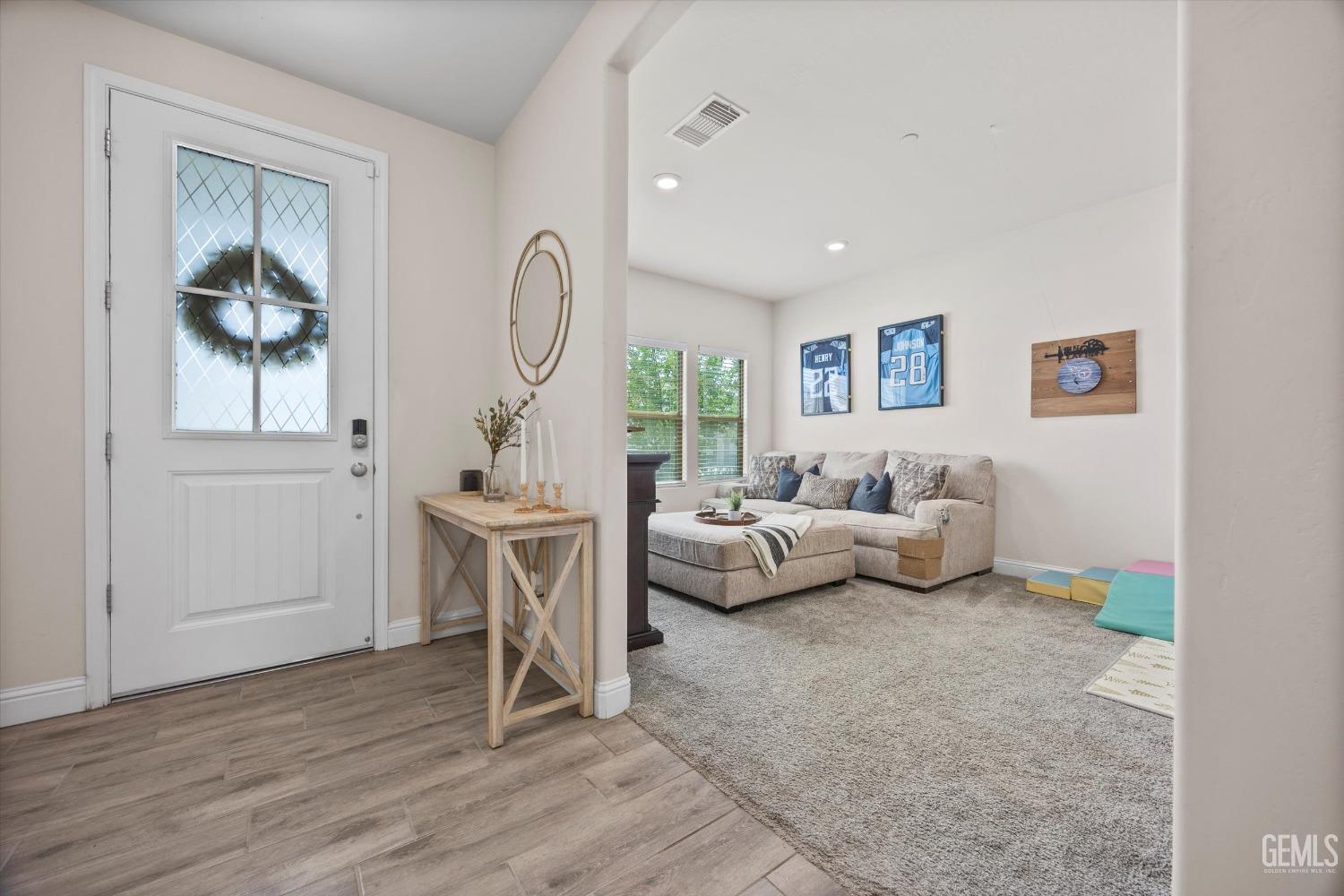 Undisclosed Address Shafter, CA 93263 - Photo 6 of 43 a living room with furniture