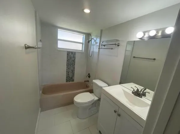 $117,000 | 705 Lori Drive, Unit 216, Palm Springs, FL 33461