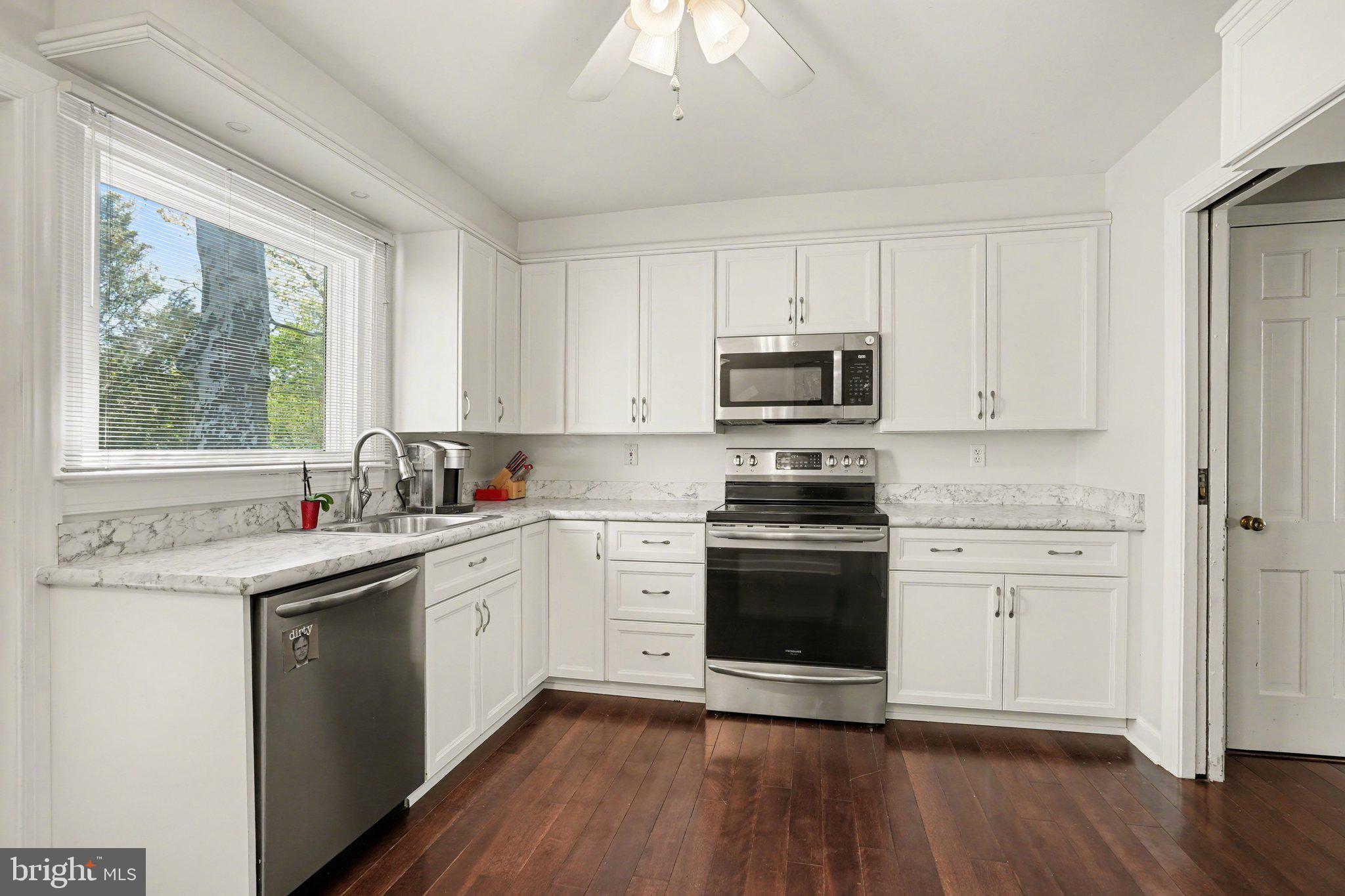751 Arlington Road Camp Hill, PA 17011 - Photo 6 of 28