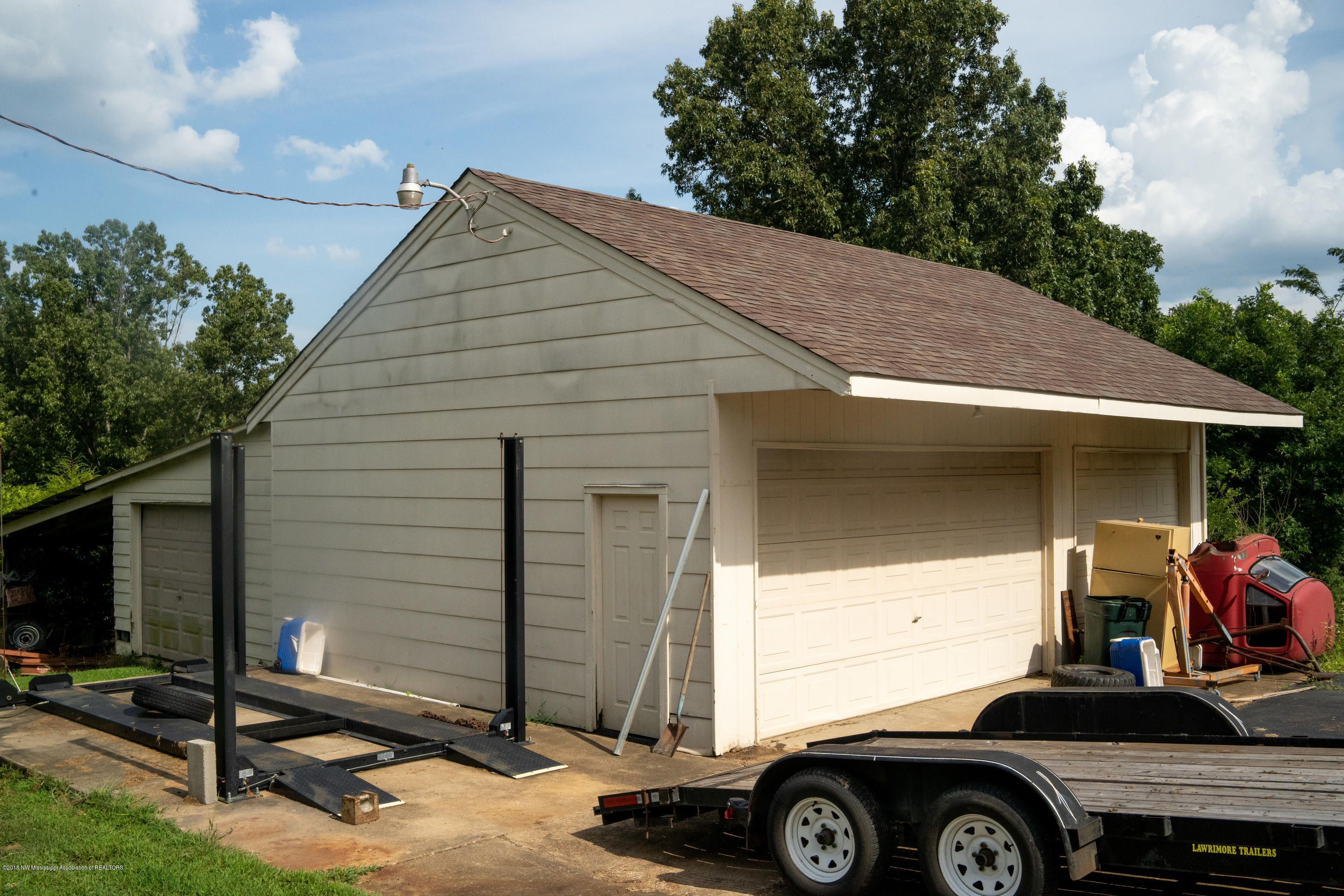 864 Malone Road South Hernando, MS 38632 - Photo 3 of 19 DSC04881