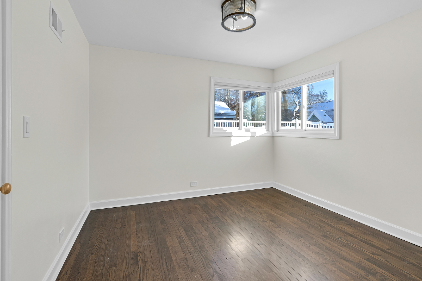 3225 Illinois Road Wilmette, IL 60091 - Photo 15 of 22 an empty room with a window