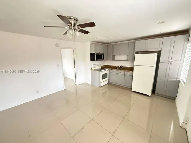 $1,450 | 101 Northeast 41st Street, Unit C50, Oakland Park, FL 33334