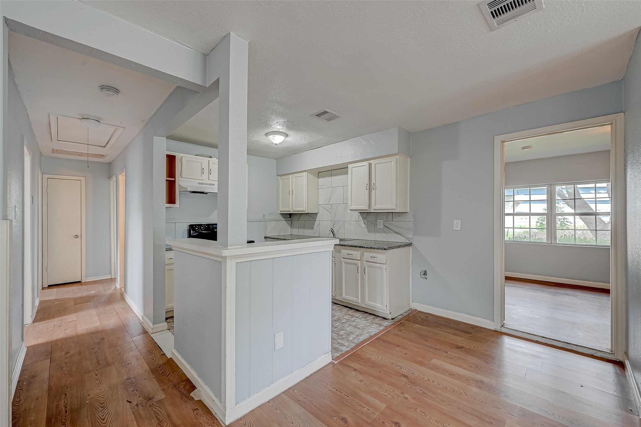 3406 St Benedict Street Houston, TX 77021 - Photo 3 of 15