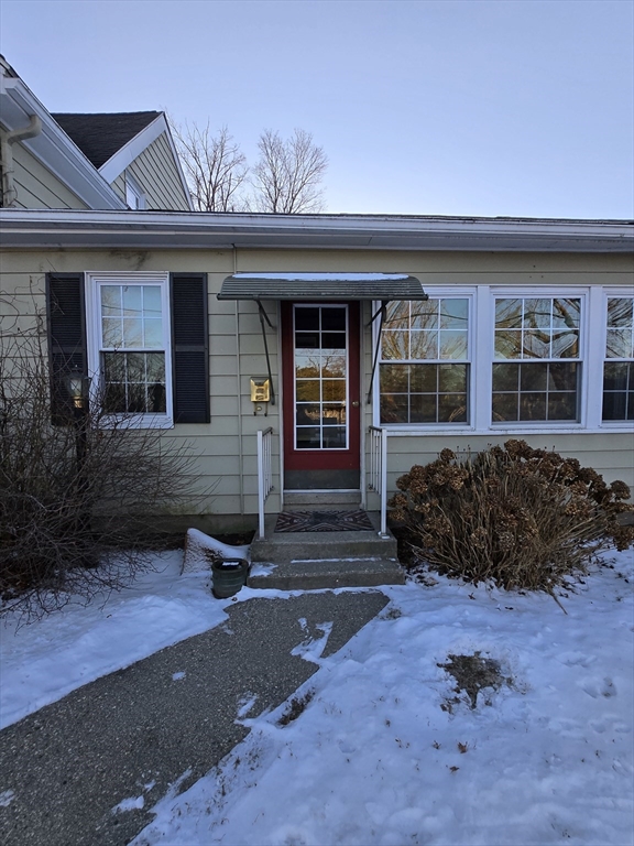 14 Parsons Street, Unit 2 Northampton, MA 01060 - Photo 28 of 28 front view of a house