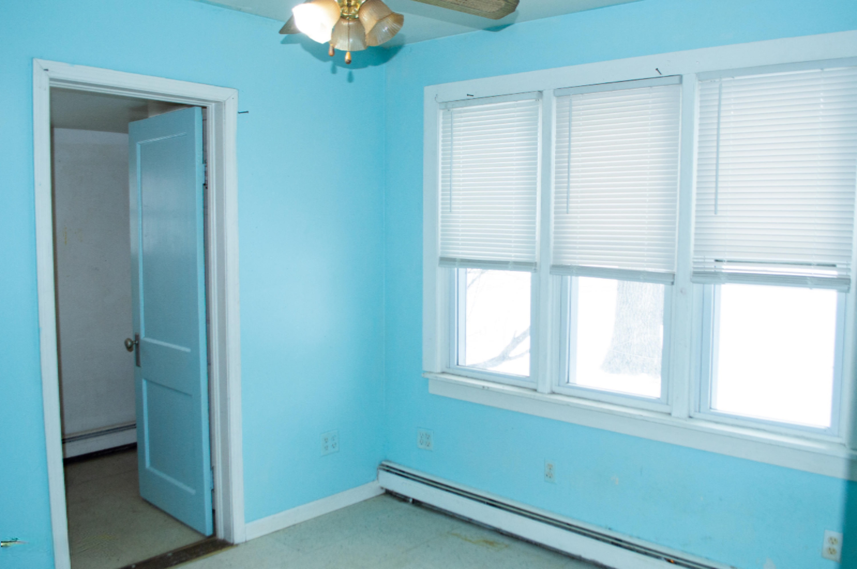 265 West River Road Muskegon, MI 49445 - Photo 11 of 32 Master Bedroom
