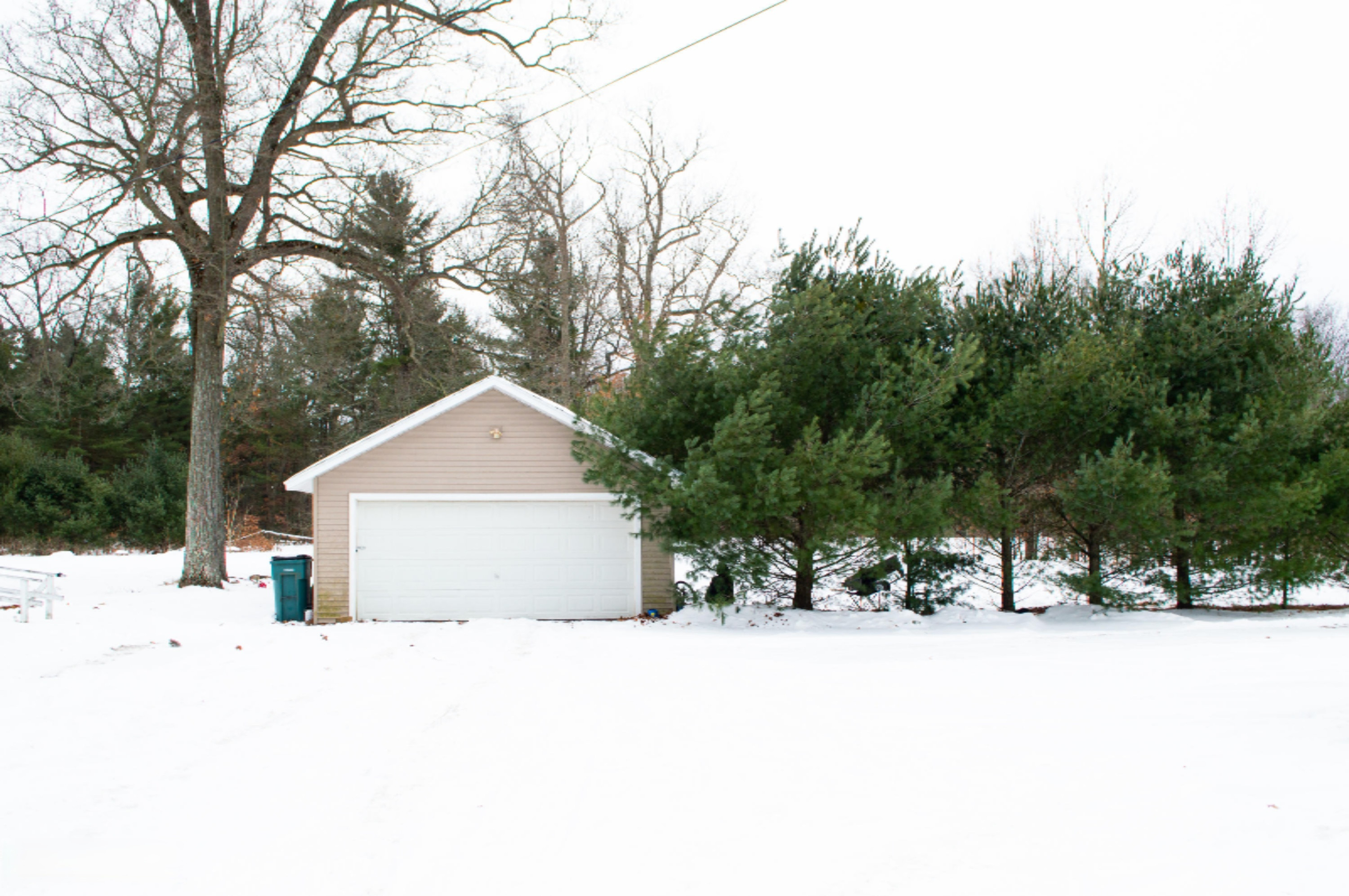 265 West River Road Muskegon, MI 49445 - Photo 29 of 32 Detached Garage