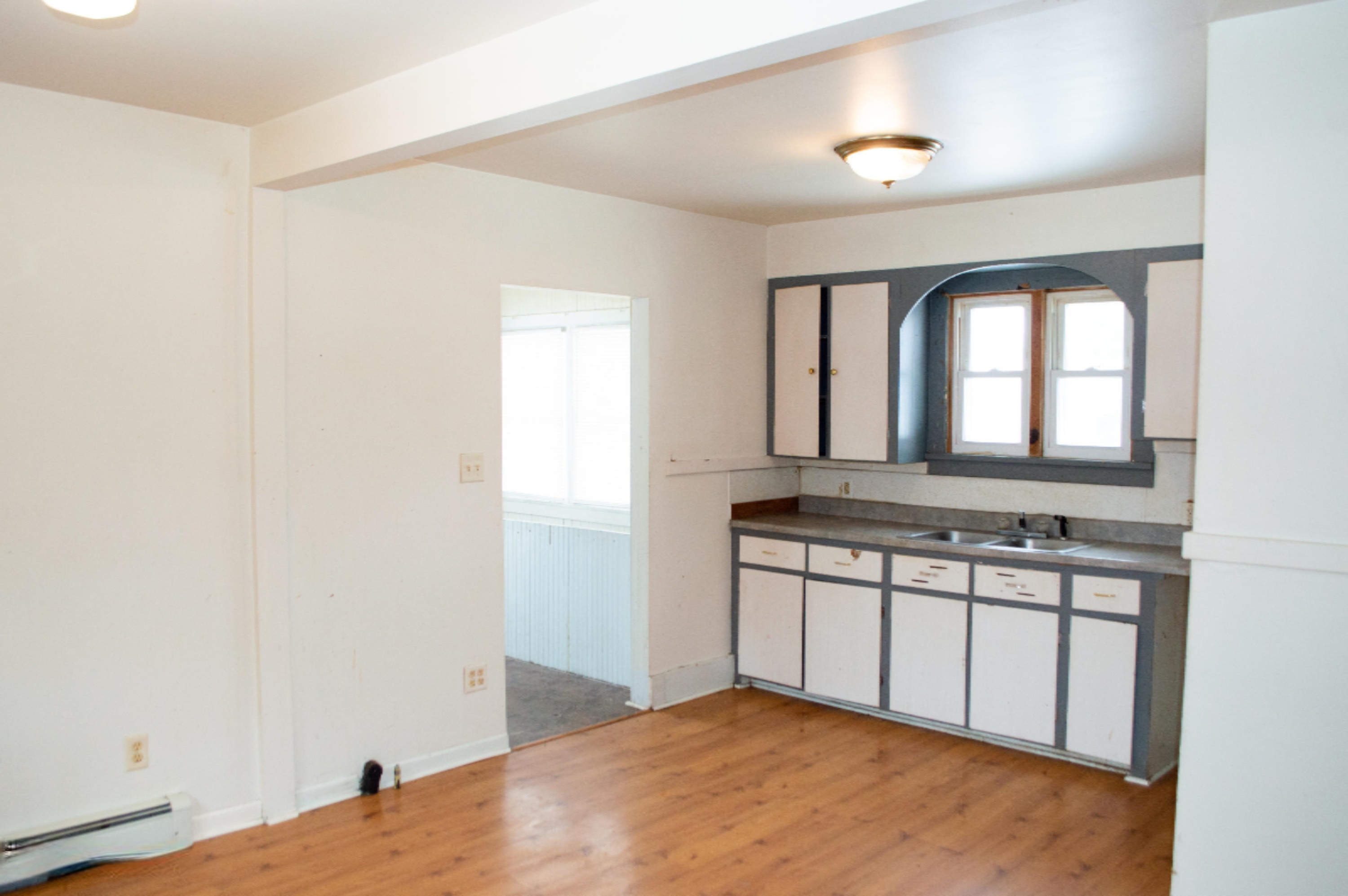 265 West River Road Muskegon, MI 49445 - Photo 9 of 32 Kitchen / Dining