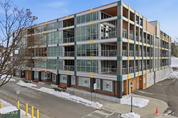 $999,999 | 128 Henry Street, Unit 307, Saratoga Springs, NY 12866