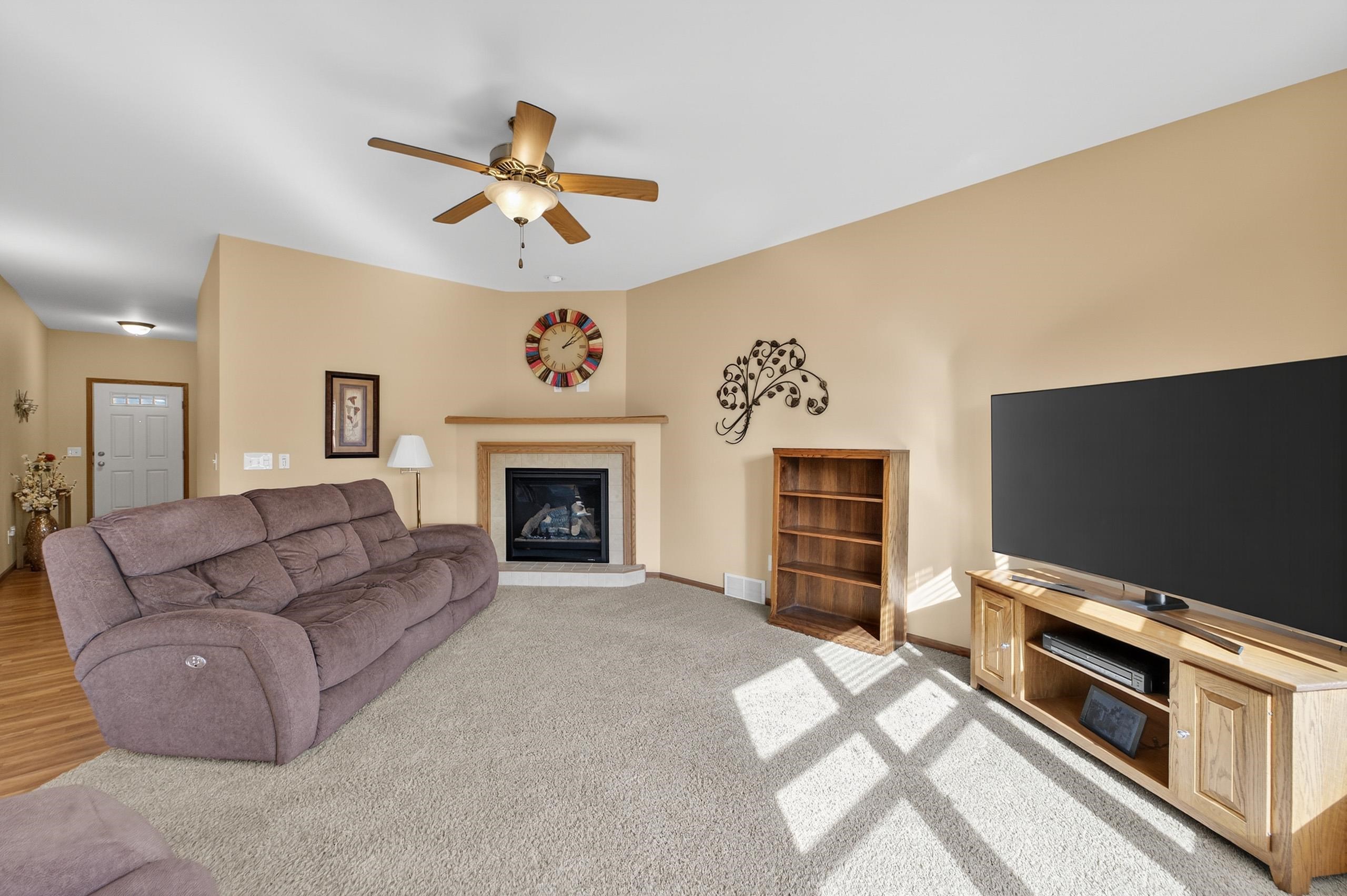 7917 Oak View Drive Madison, WI 53719 - Photo 6 of 45