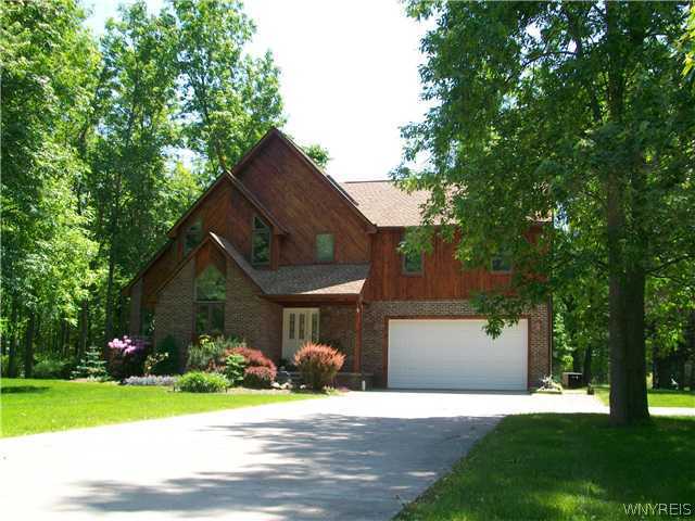 955 Casey Road East Amherst, NY 14051 - Photo 1 of 1 Exterior Front