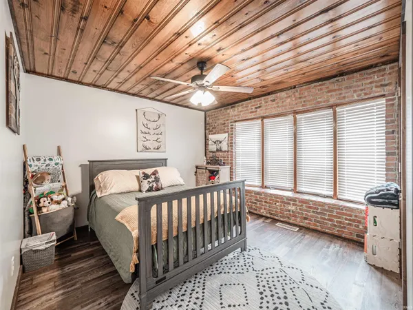 $479,900 | 518 Turner Road, Mount Vernon, IN 47620