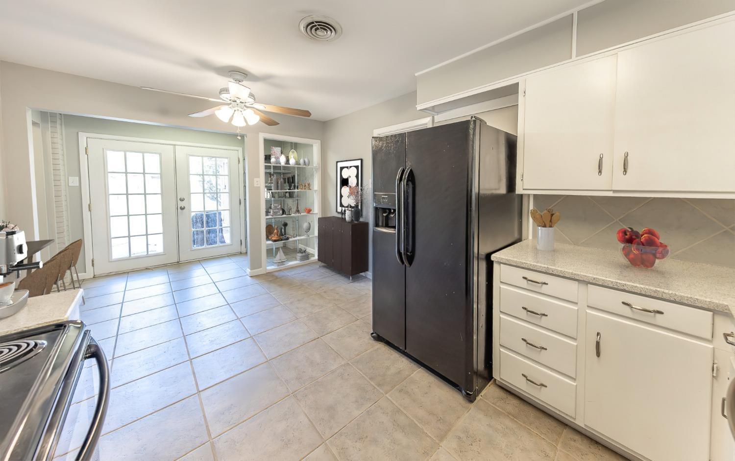 2806 54th Street Lubbock, TX 79413 - Photo 5 of 16 Photo 5