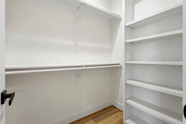 $3,400 | 1007 Mt Auburn Avenue, Dallas, TX 75223