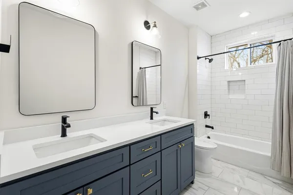 $3,400 | 1007 Mt Auburn Avenue, Dallas, TX 75223