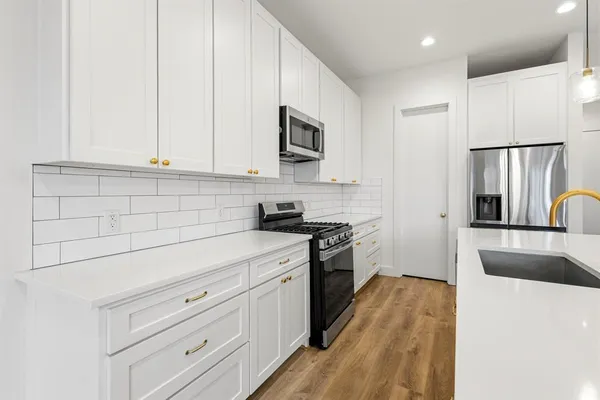 $3,400 | 1007 Mt Auburn Avenue, Dallas, TX 75223