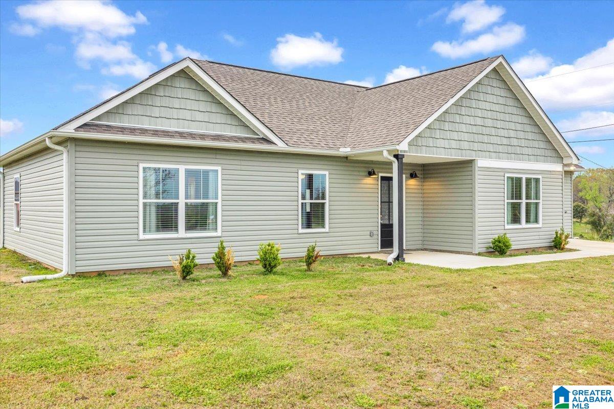 205 2nd Place Pleasant Grove, AL 35127 - Photo 2 of 42