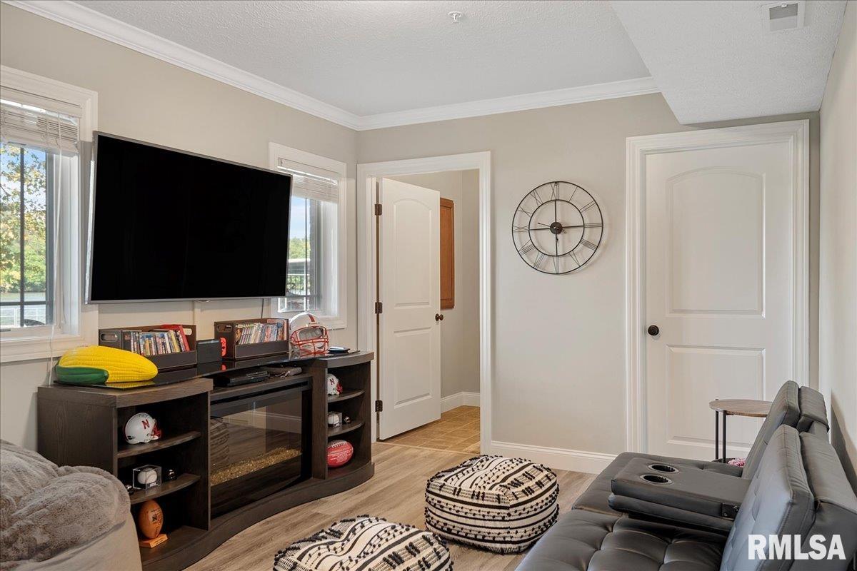9 Waters Edge Boulevard, Unit 16 Springfield, IL 62712 - Photo 40 of 50 Gallery Image 40