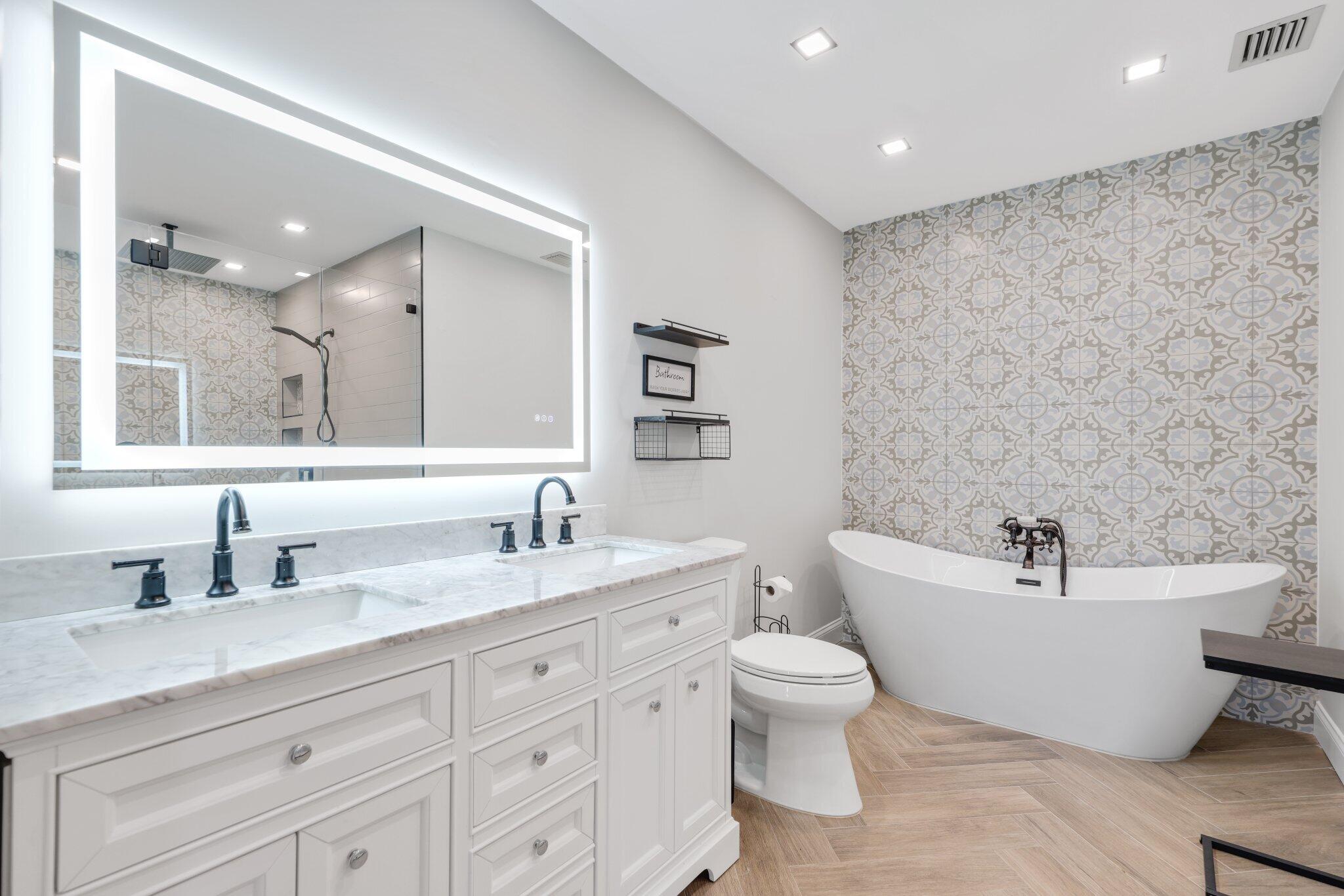 6940 Northwest 4th Avenue Boca Raton, FL 33487 - Photo 15 of 37 Primary Bathroom