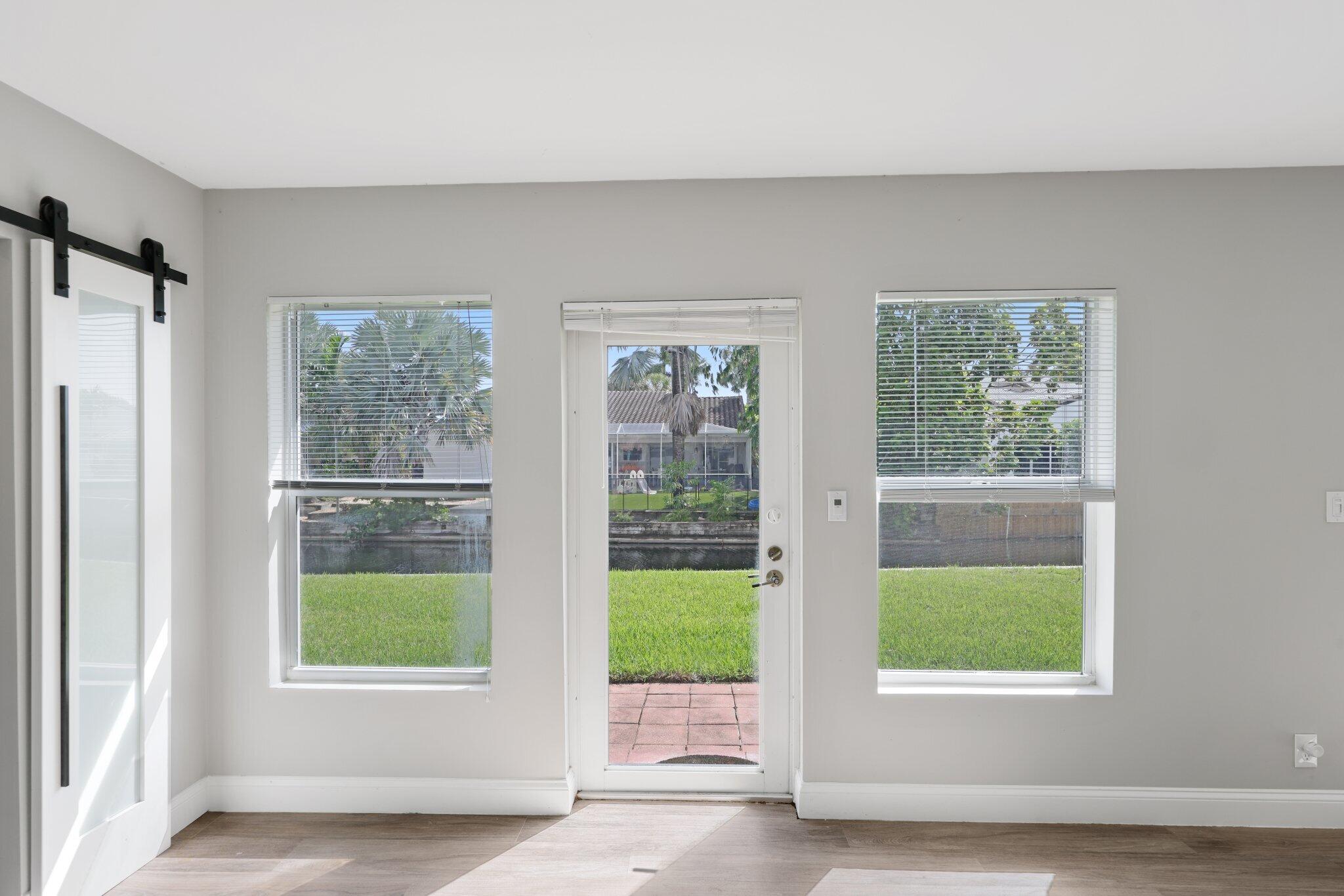 6940 Northwest 4th Avenue Boca Raton, FL 33487 - Photo 28 of 37 Entryway to backyard