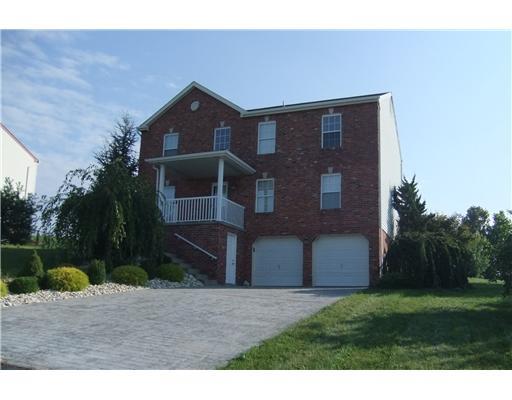 321 Talon Drive North Huntingdon, PA 15642 - Photo 1 of 18 Exterior Front.