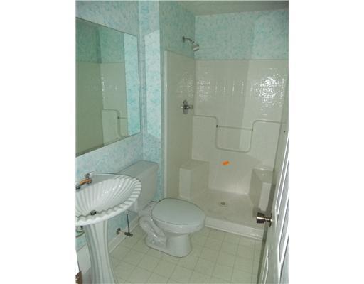321 Talon Drive North Huntingdon, PA 15642 - Photo 16 of 18 Full Bath.