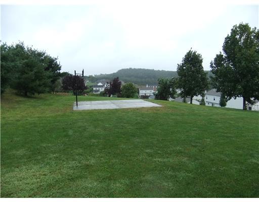 321 Talon Drive North Huntingdon, PA 15642 - Photo 18 of 18 Yard/Garden.