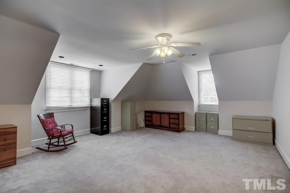 2013 Carrbridge Way Raleigh, NC 27615 - Photo 17 of 20 Gallery Image 17