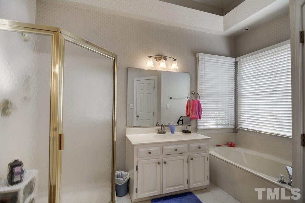 2013 Carrbridge Way Raleigh, NC 27615 - Photo 10 of 20 Gallery Image 10