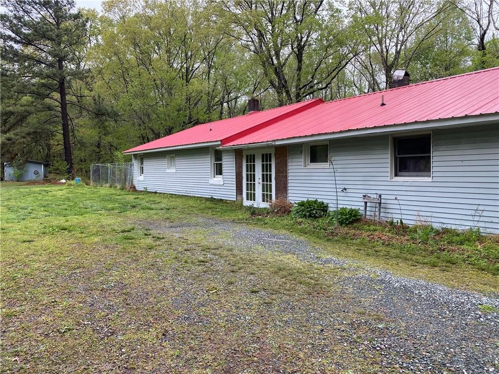 400 Edgewood Church Road Mebane, NC 27302 - Photo 3 of 32 Gallery Image 3
