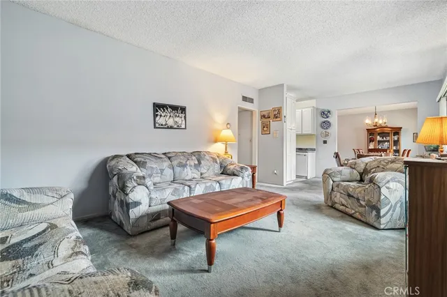 $599,000 | 14560 Clark Street, Unit 215, Sherman Oaks, CA 91411