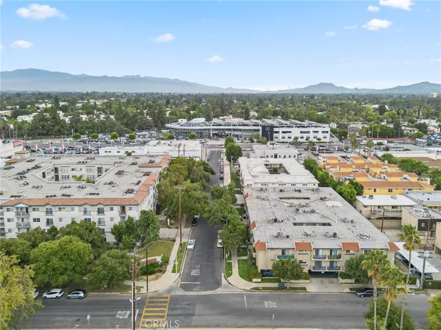 $599,000 | 14560 Clark Street, Unit 215, Sherman Oaks, CA 91411