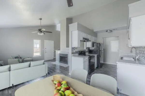 $1,525 | 1204 Alder Drive, Unit 1502, Arlington, TX 76012