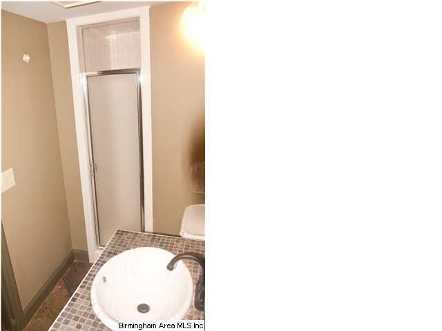 1809 Kensington Road Birmingham, AL 35209 - Photo 15 of 24 Gallery Image 15