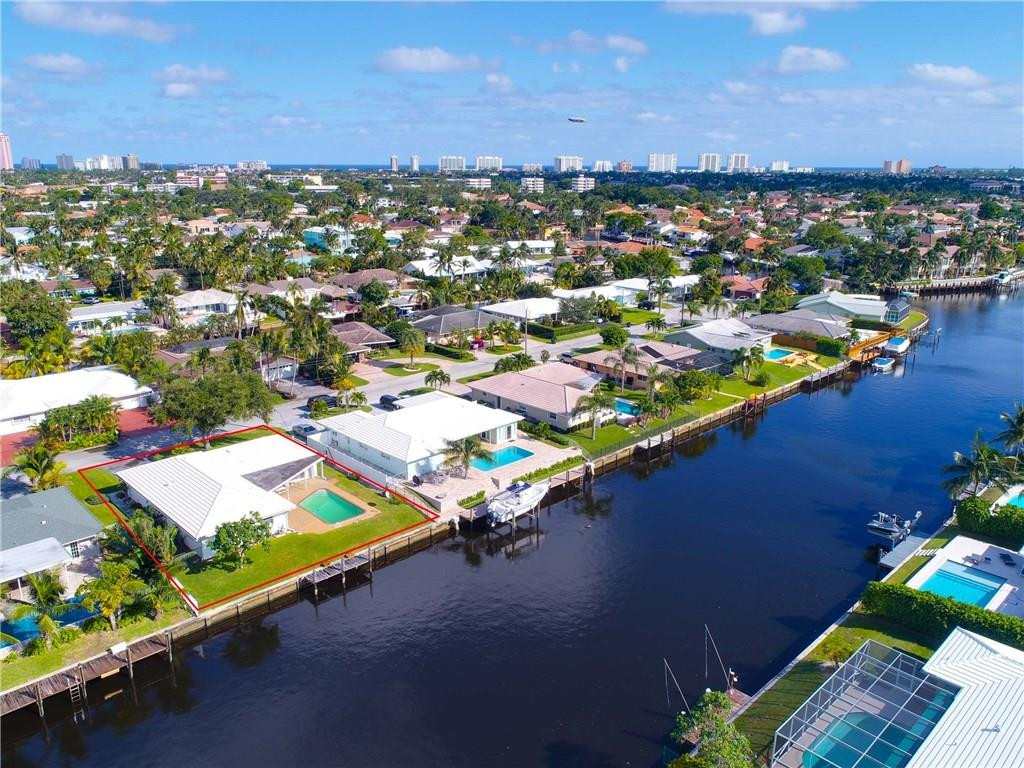 1331 Southwest 5th Court Boca Raton, FL 33432 - Photo 3 of 18 Canal View