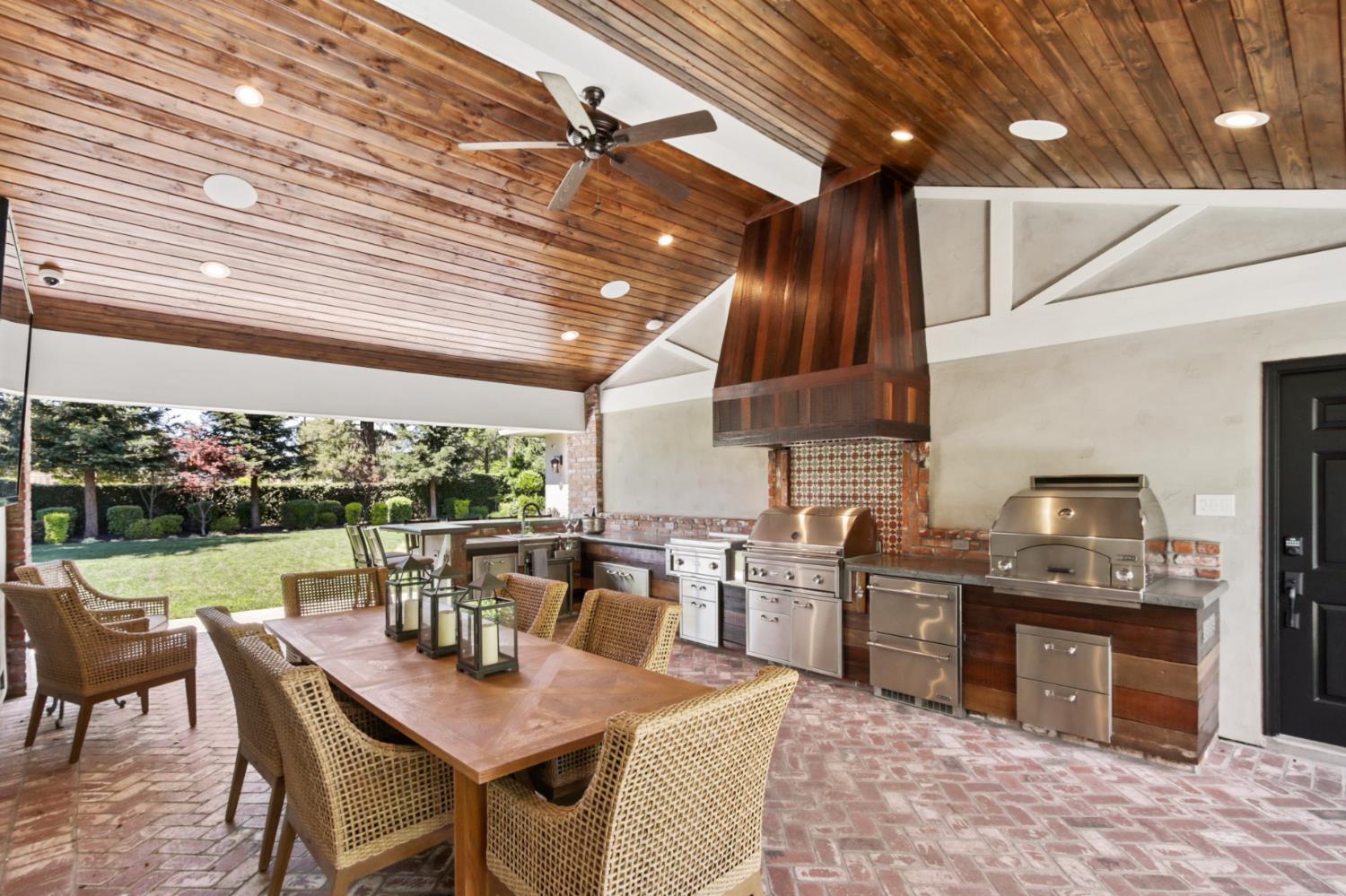 495 Bret Harte Road Sacramento, CA 95864 - Photo 41 of 84 a view of a dining room with furniture window and outside view