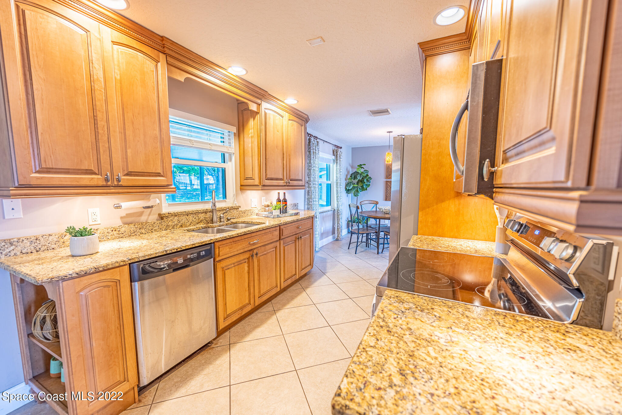 1050 Sunswept Road Northeast Palm Bay, FL 32905 - Photo 11 of 39 6O1A9841-HDR