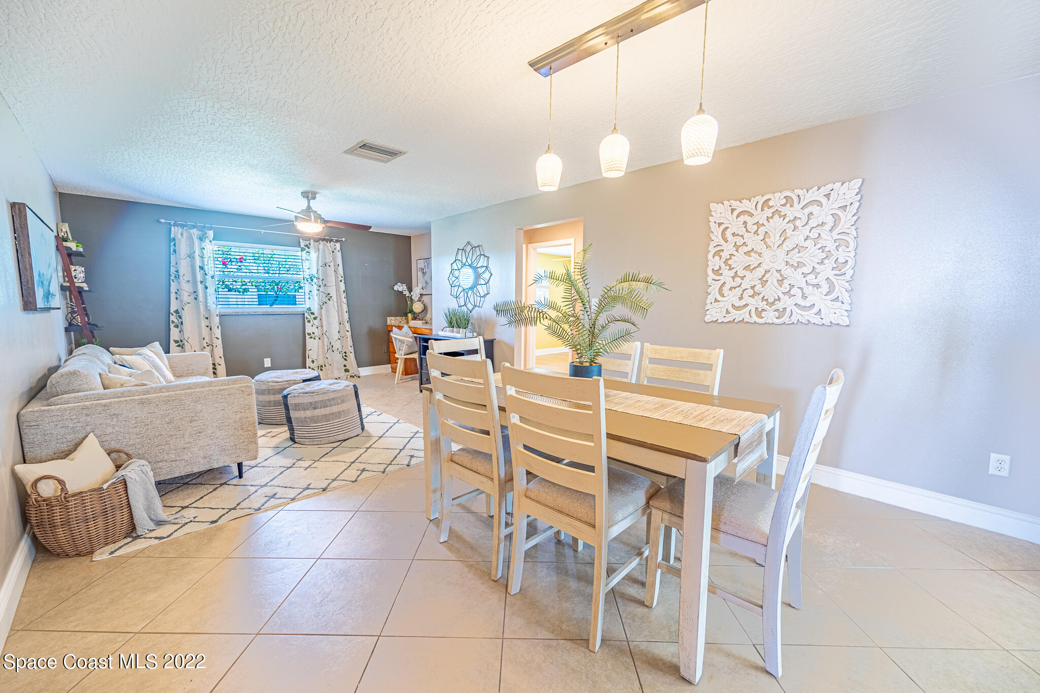 1050 Sunswept Road Northeast Palm Bay, FL 32905 - Photo 7 of 39 6O1A9881-HDR
