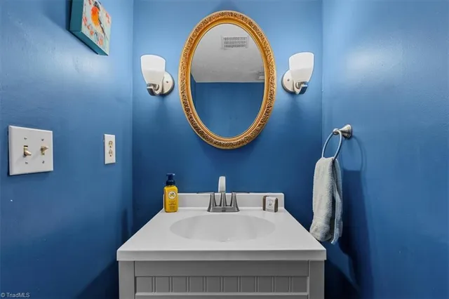 $245,000 | 3313 B Regents Park Lane, Greensboro, NC 27455