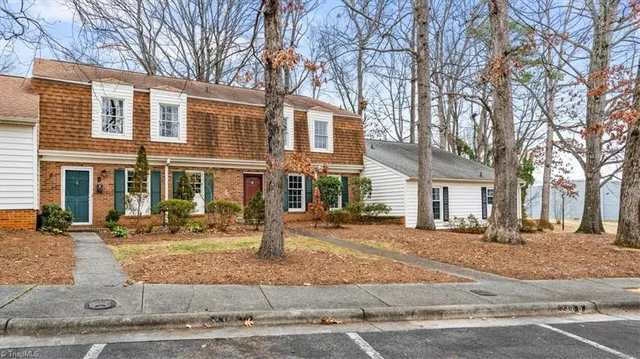 $245,000 | 3313 B Regents Park Lane, Greensboro, NC 27455