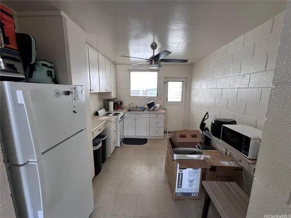 $1,650 | 1920 Young Street, Unit 14, Honolulu, HI 96826