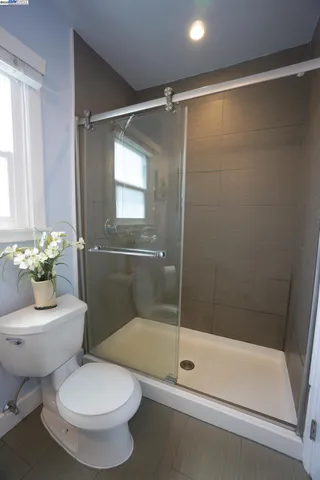 $869,000 | 3027 Maxwell Avenue, Oakland, CA 94619