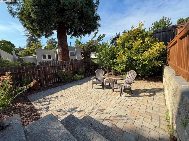 $869,000 | 3027 Maxwell Avenue, Oakland, CA 94619
