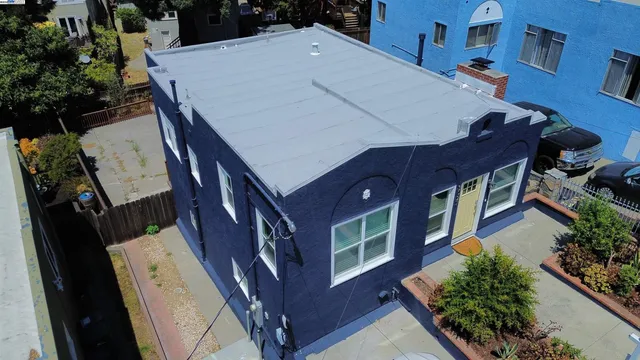 $869,000 | 3027 Maxwell Avenue, Oakland, CA 94619