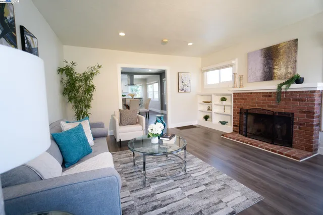 $869,000 | 3027 Maxwell Avenue, Oakland, CA 94619