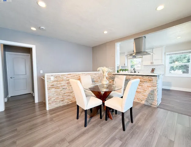 $869,000 | 3027 Maxwell Avenue, Oakland, CA 94619