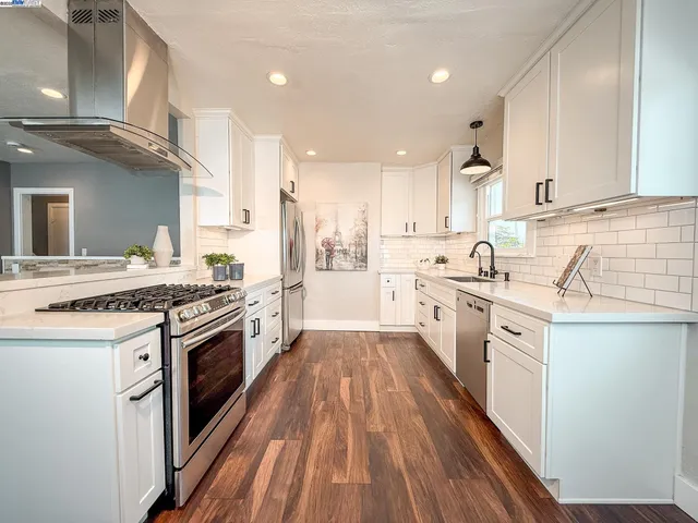 $869,000 | 3027 Maxwell Avenue, Oakland, CA 94619